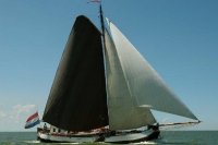 Voorwaarts (met bemanning). Max. 17 gasten